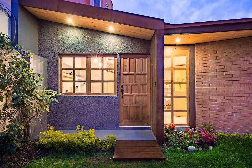 Apartamento Avocado Tree Garden At The Heart Of The City! Cuenca